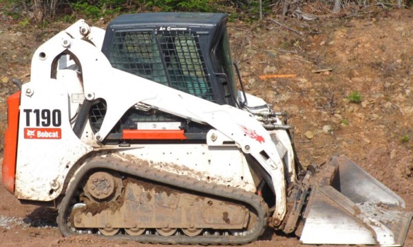 BOBCAT T190 COMPACT TRACK LOADER Service Repair Manual (S/N 519311001