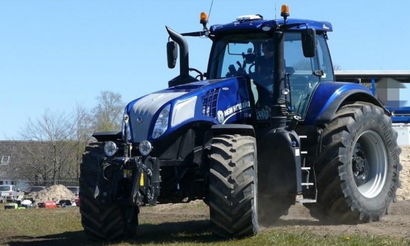 New Holland T8.320 / T8.350 / T8.380 / T8.410 / T8.435 / T8.380 ...